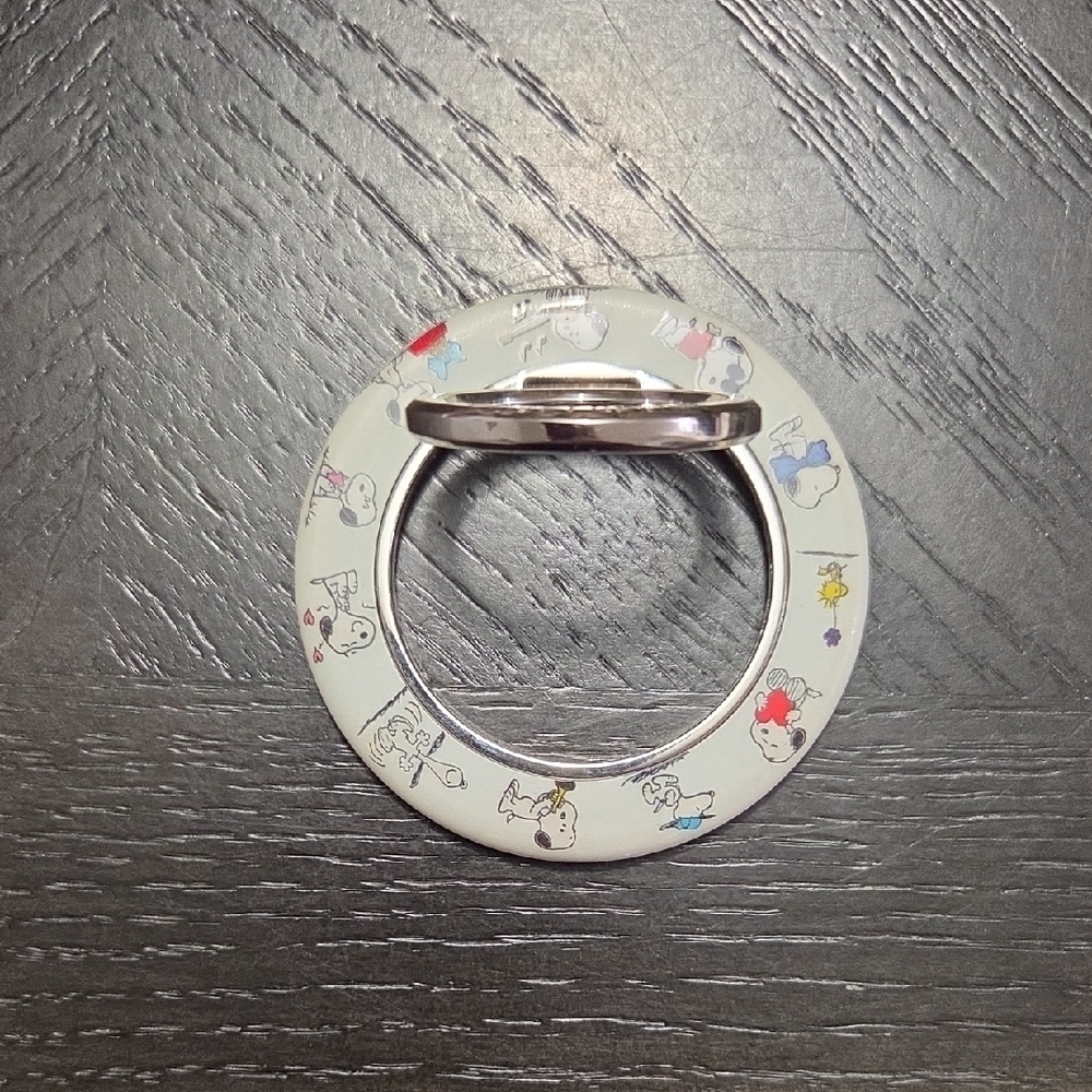 Velvet Caviar Snoopy Multi-Color Phone Ring - Picture 2 of 7